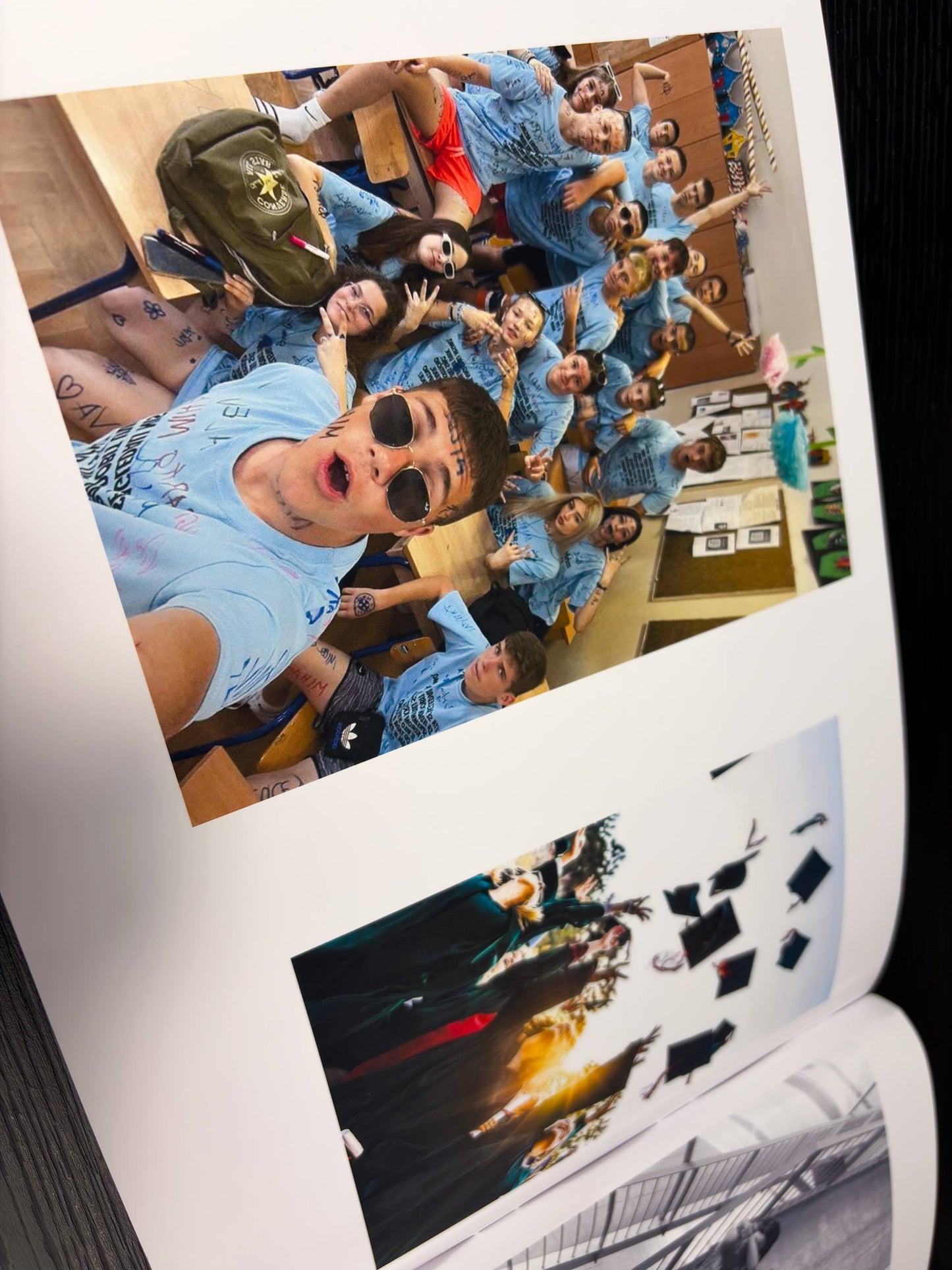 Коледен училищен албум